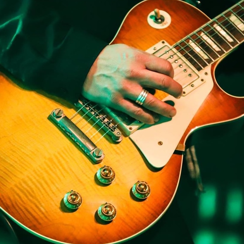 Staffan Österlind playing his Gibson Les Paul, Custom Shop 58